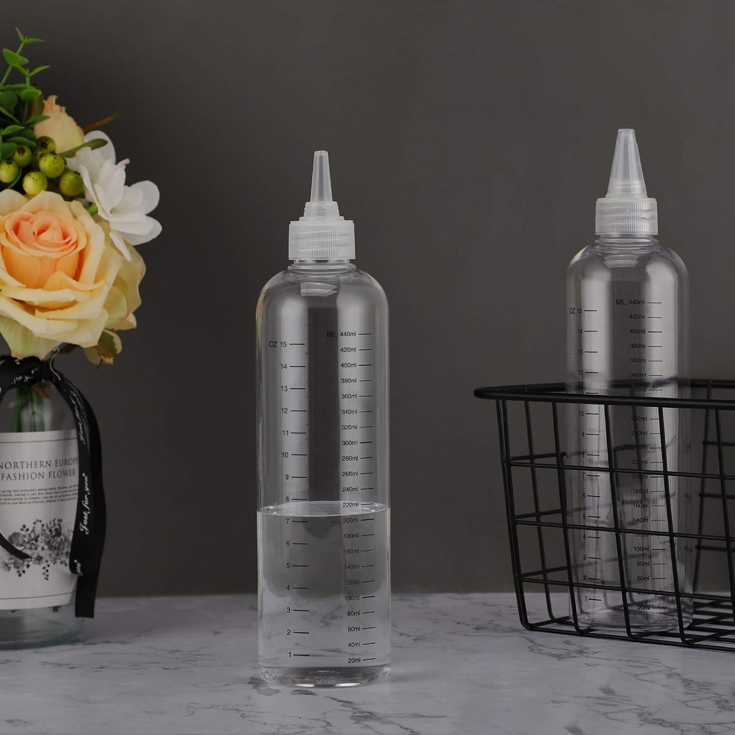 Segbeauty 16.9oz Hair Dye Bottles, 2Pcs 500ml Refillable Measured Hair Color Applicator Bottles, Clear Hair Color Squeeze Bottle with Graduated Scale, PET Twist Top Cap Tip Plastic Empty Dyeing Tool