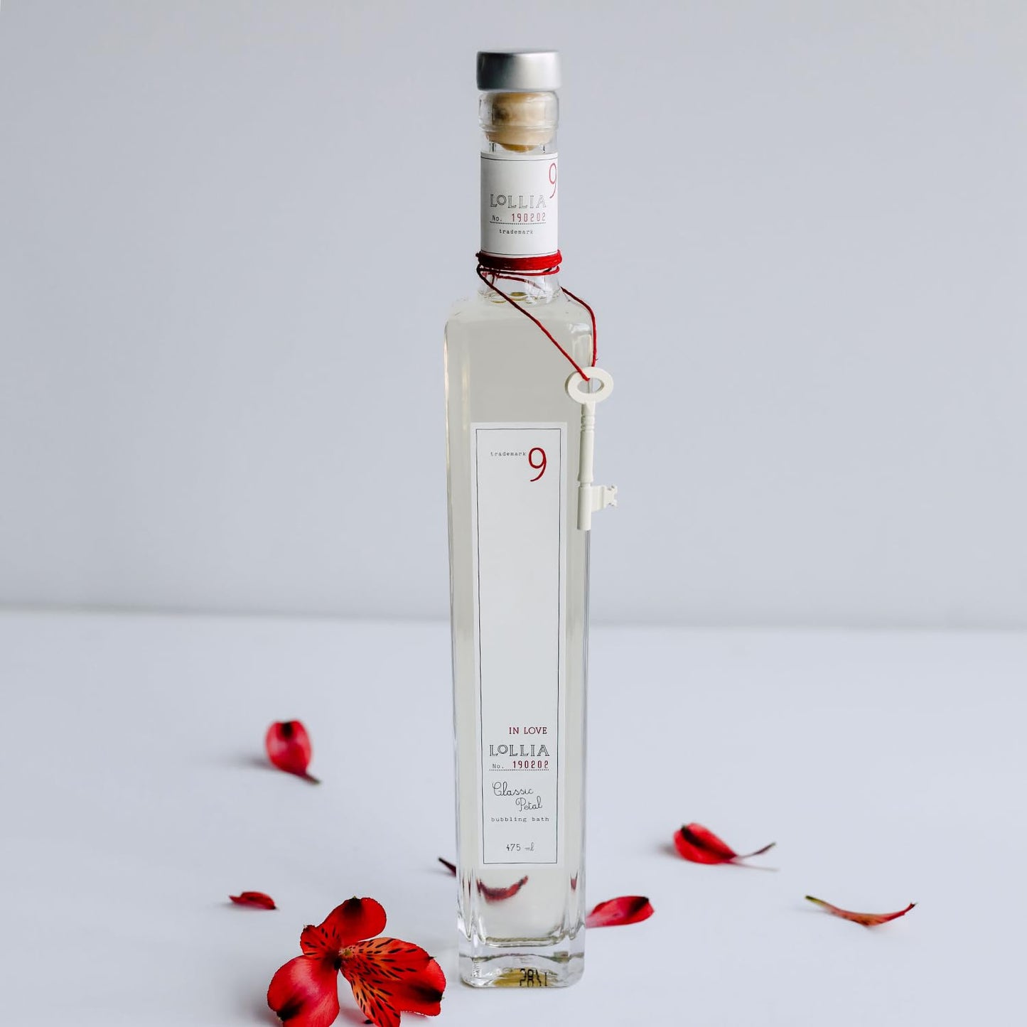 Lollia in Love Bubble Bath, 16 fl. oz. – Classic Petal Scent – Gentle & Moisturizing Bubble Bath, Hydrating Ingredients, Scented Bubble Bath for Women