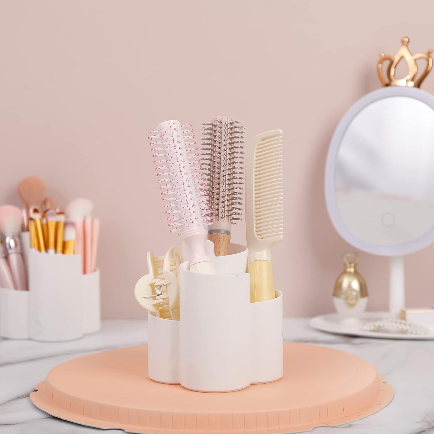 Yesesion Makeup Brush Holder Organizer for Vanity, Plastic Round Cosmetics Brushes Storage with 4 Compartment for Lipsticks, Hair Accessories, Beauty Tool in Bathroom, Dresser, Pencil Cup (White)