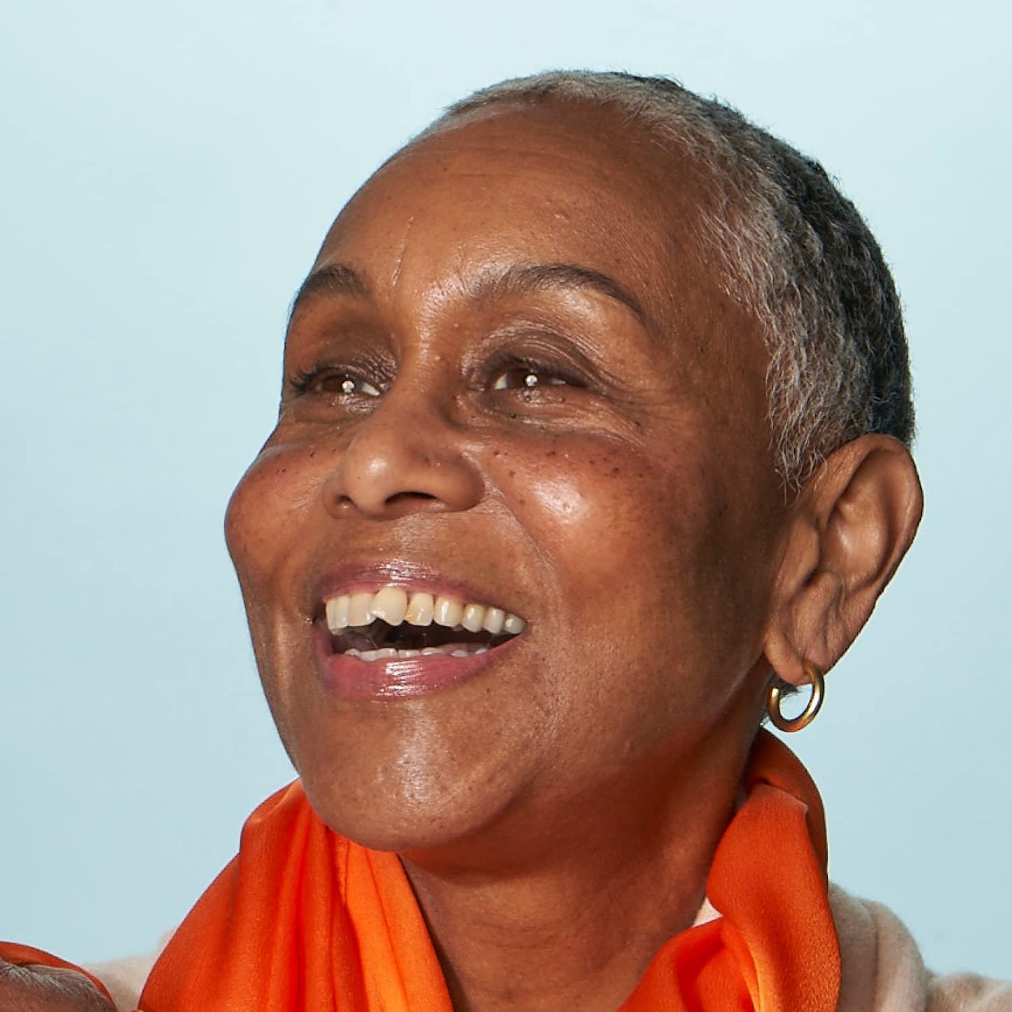 Boom Gloss ™ Non-Sticky, Hydrating Lipgloss for Radiant Shine, Moisturizing Lip Gloss with Olive Squalene, Rosehip Oil, Kukui Seed Oil, Sheer, Natural Finish - Peach Nude Tint