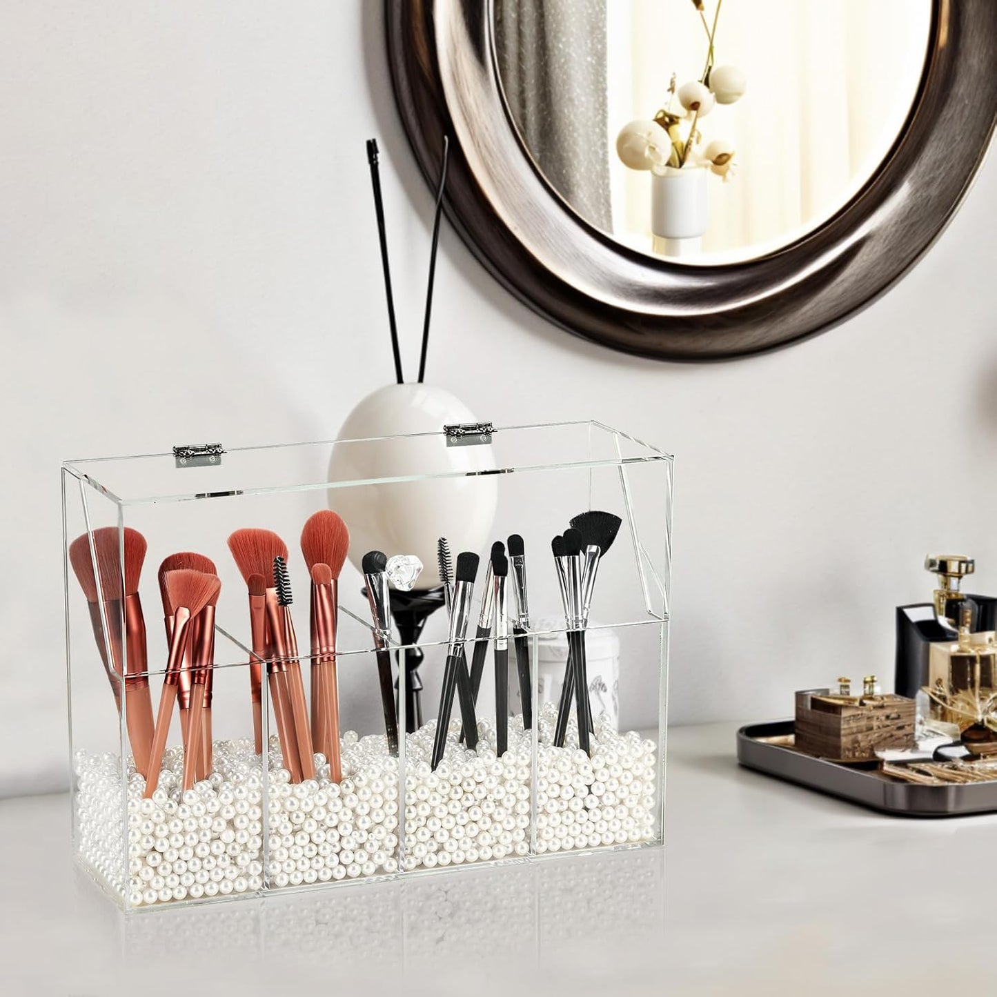 Acrylic Makeup Organizer, Clear Cosmetic Brush Storage Box With 4 Brush Holders,Makeup Brush Holder with Dust Cover, Large-capacity Split Design Can Quickly Organize the Desktop（No pearls）