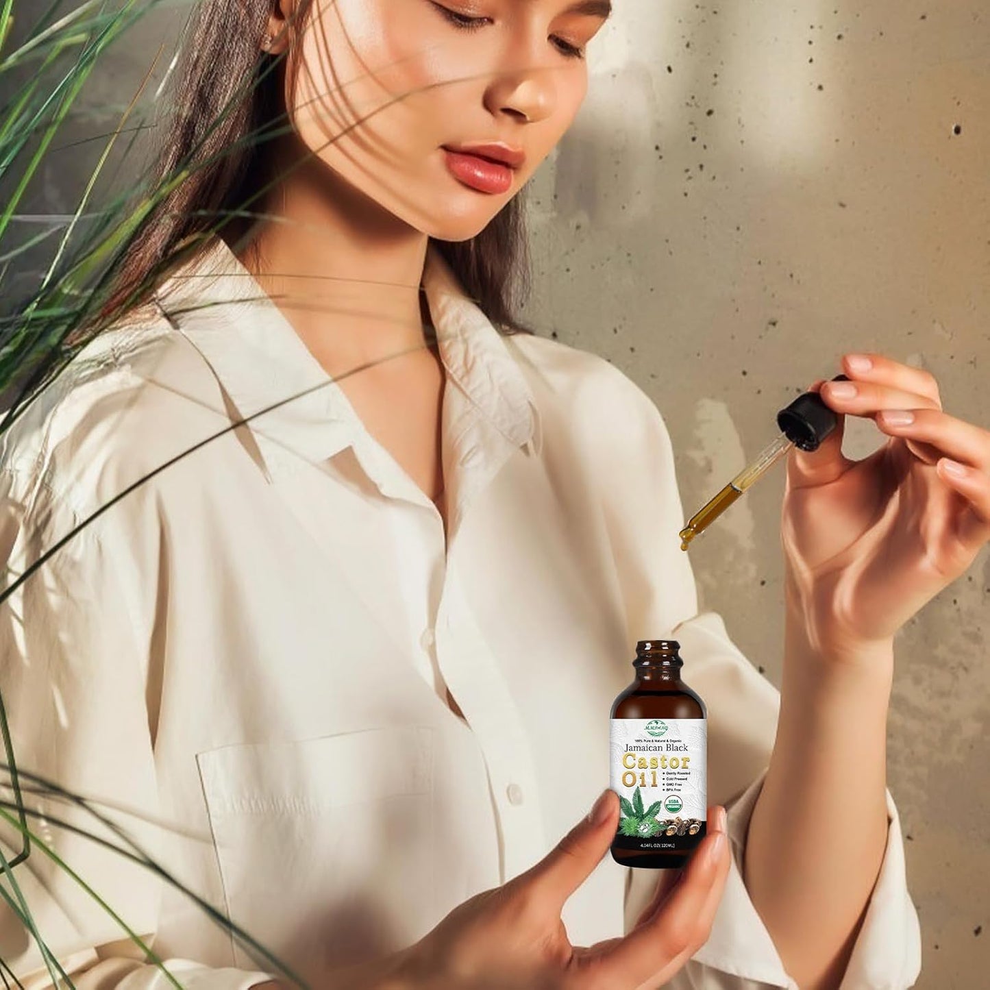 Jamaican Black Castor Oil - USDA Certified Organic Cold Pressed Hexane Free Unrefined, Natural Hair Oil For Treatment Scalp, Growth Hair Eyelashes Eyebrows (4oz/120ml Glass Bottle)