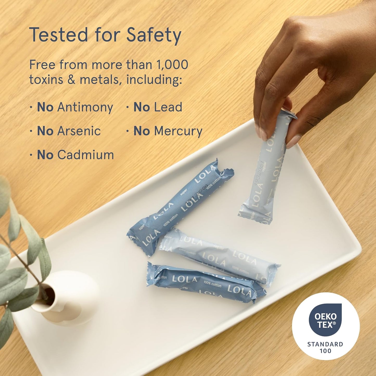 LOLA Super Plus Tampons - 32 Count, Plastic Applicator - Non-Toxic Leak Protection Tampons for Women - Clean Feminine Care