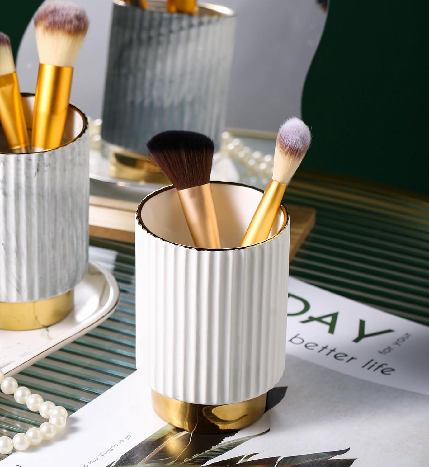 IEEK Makeup Brush holder Organizer,Glass Cosmetic Makeup Brush Cup Ceramics Brushes Storage Holder,White and Gold Modern Make Up Brush Cup Pen Pencil Holder Striped Vase