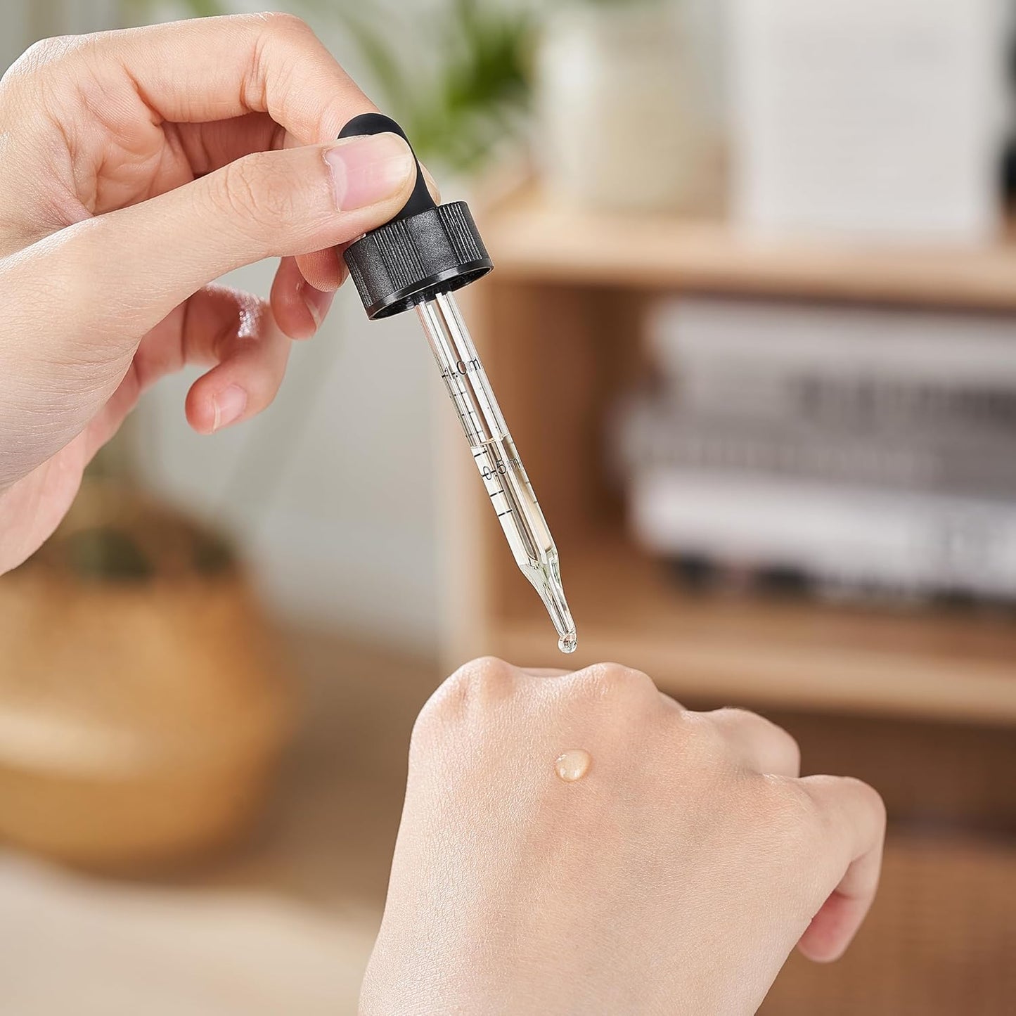 48 Pcs, 1oz Glass Dropper Bottle, Leakproof Tincture Bottles with Dropper, Black Reusable Eye Dropper Bottle for All Kinds of Liquids (Black,1oz-48pcs)