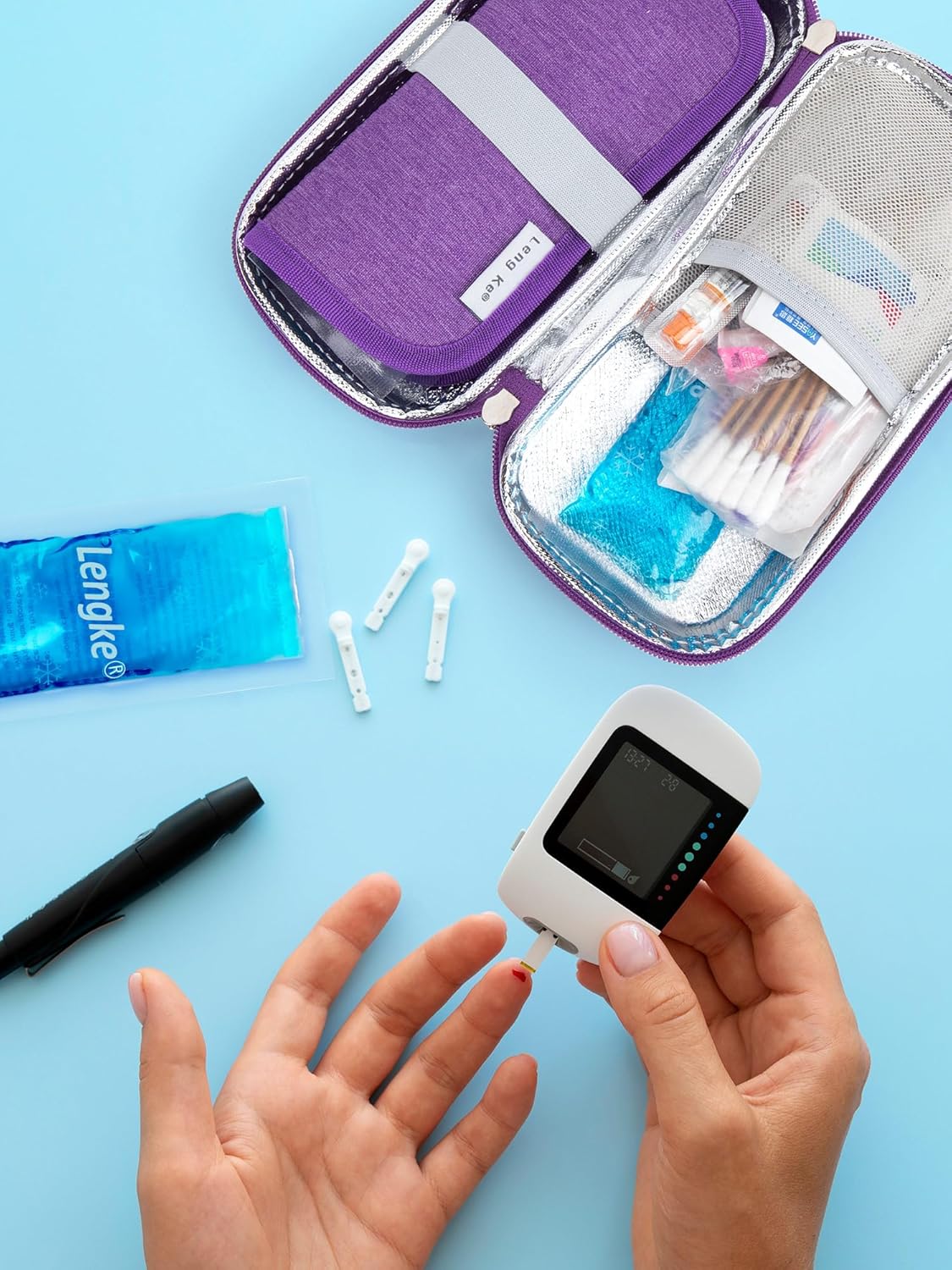 Leng Ke Ice Pack for Insulin Cooler Travel Case TSA Approved - Gel Ice Pack for Travel Medicine Organizer, Small Ice Packs for Diabetic Travel Case and Refrigerated Medicine Travel Case (2 Pack)